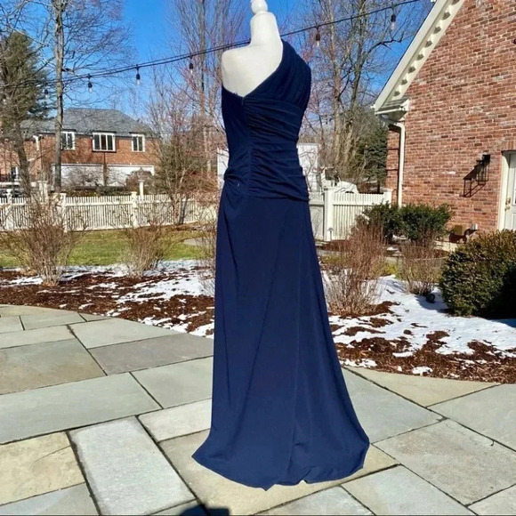 NWT BHLDN Tadashi Shoji Quinn Maxi One Shoulder Dress Wedding Formal Navy Med - Picture 9 of 15